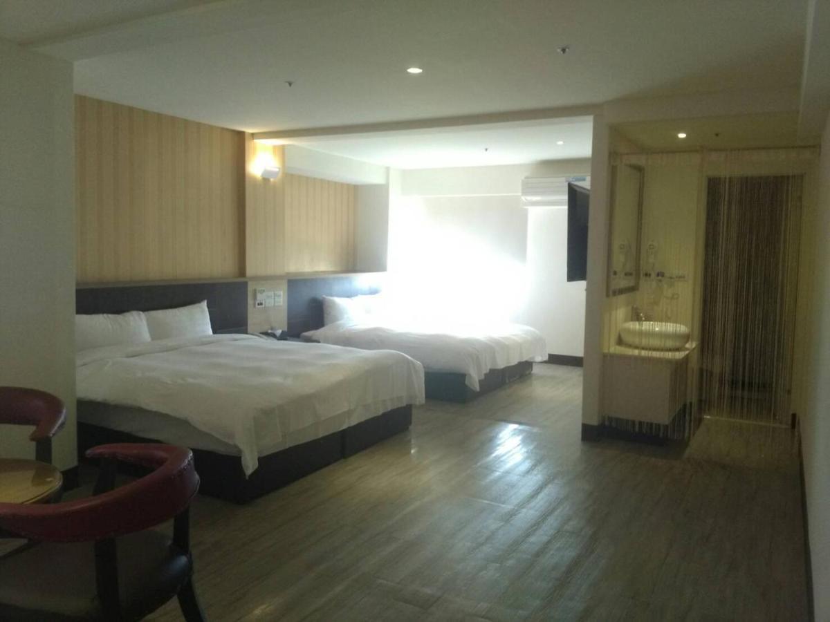 Dengfeng Milan Business Hotel Huwei Exterior photo