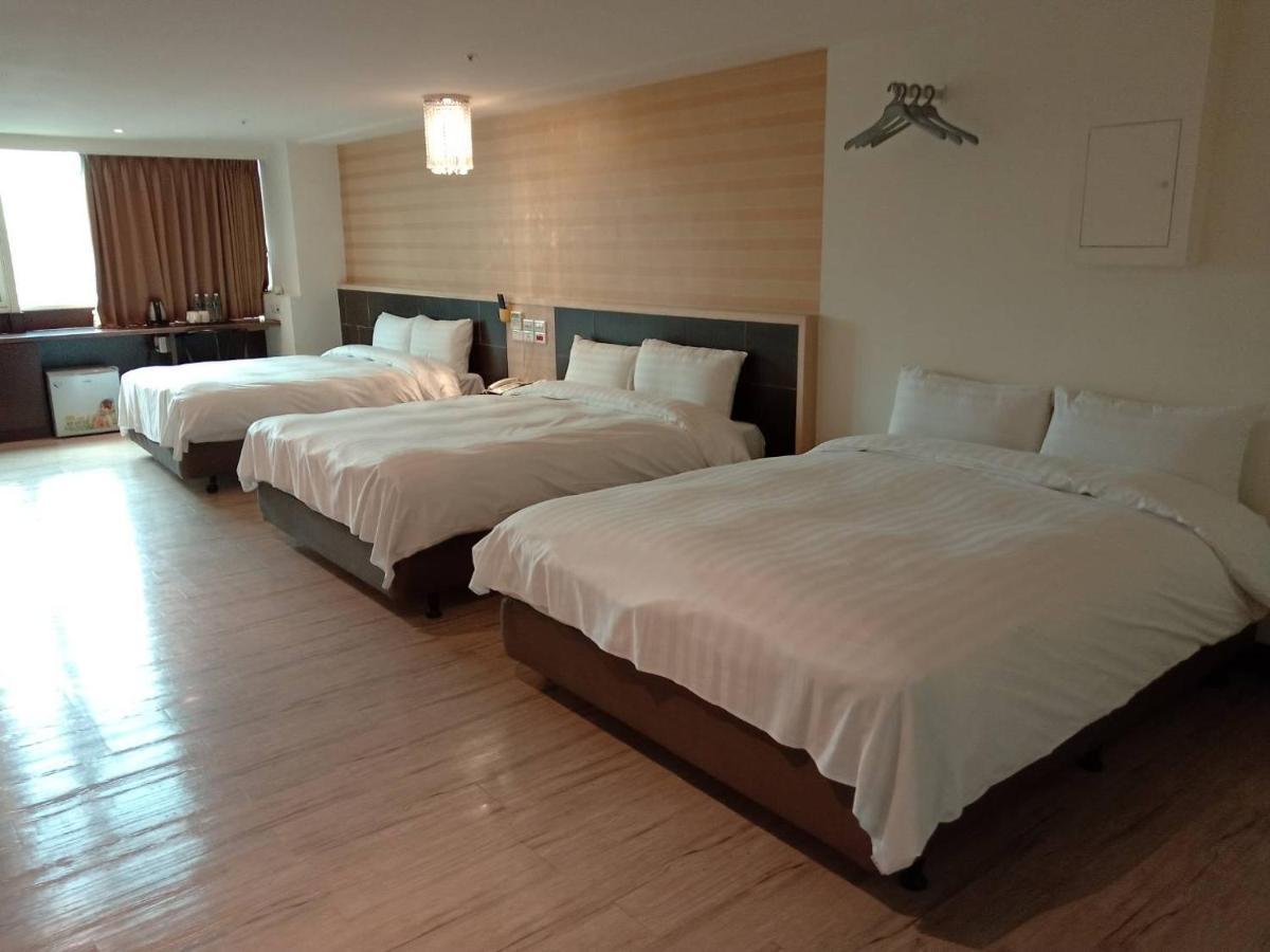 Dengfeng Milan Business Hotel Huwei Exterior photo