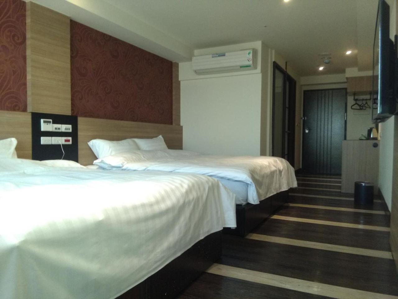 Dengfeng Milan Business Hotel Huwei Exterior photo